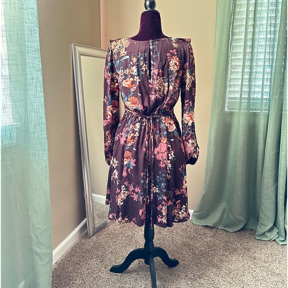 Xhilaration Dress - Picture 2 of 2